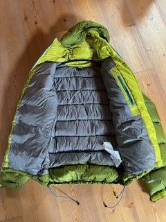 Doudoune plume Vega mountain equipment occasion